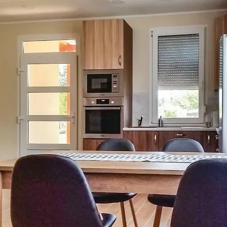 Stunning In W/ Wifi And 2 Bedrooms