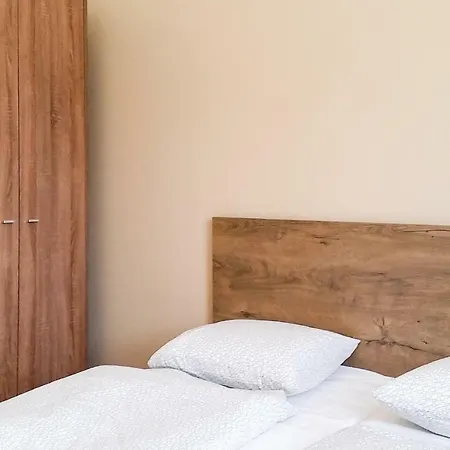 Stunning In W/ Wifi And 2 Bedrooms Balatonmáriafürdő