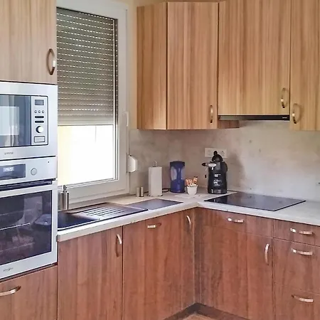 Stunning In W/ Wifi And 2 Bedrooms Balatonmáriafürdő