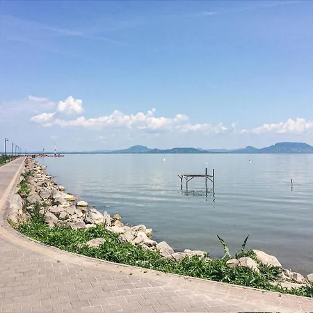 Stunning In W/ Wifi And 2 Bedrooms * Balatonmáriafürdő